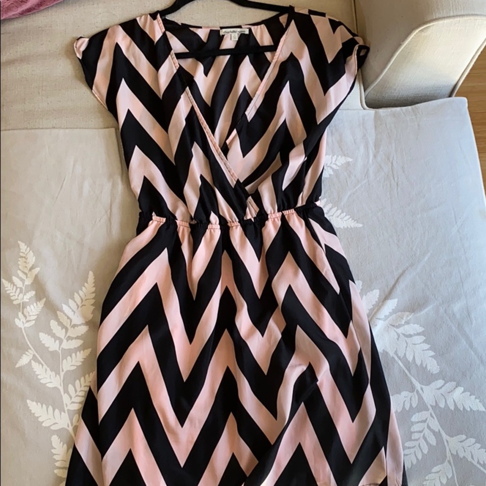 Short sleeve dress